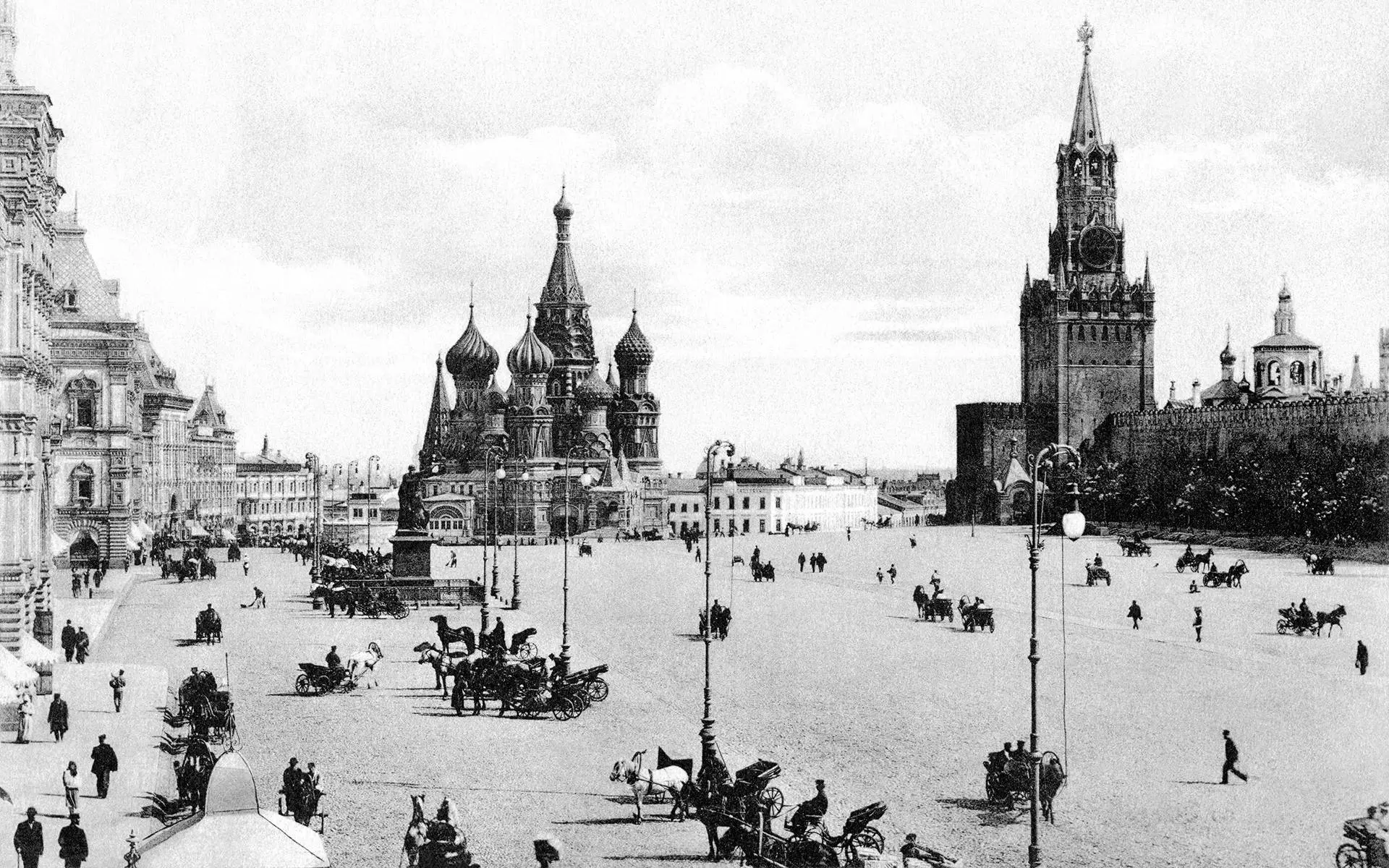 7 фактов и 3 заблуждения о красной площади в москве