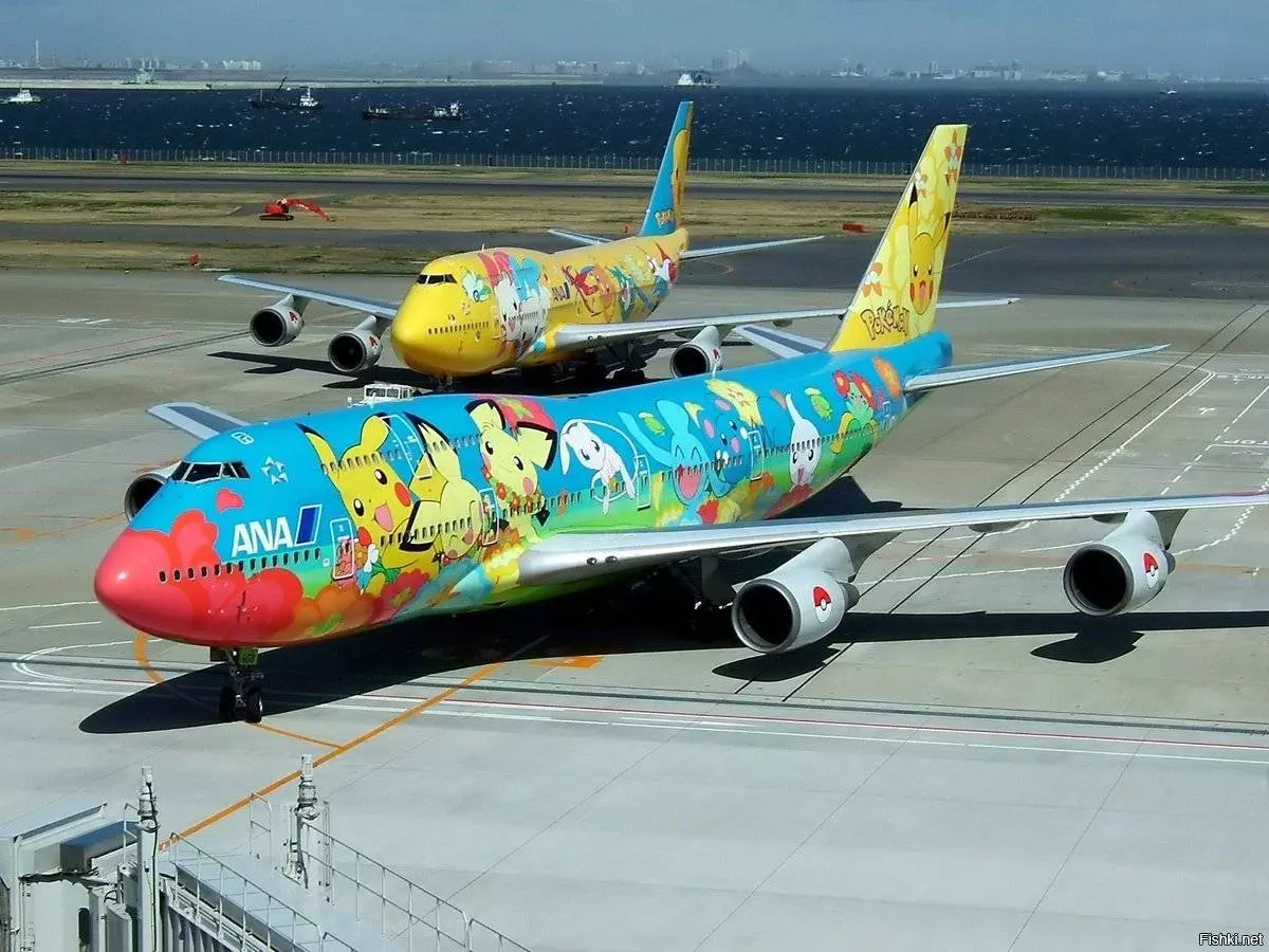 Раскраска самолетов авиакомпаний мира