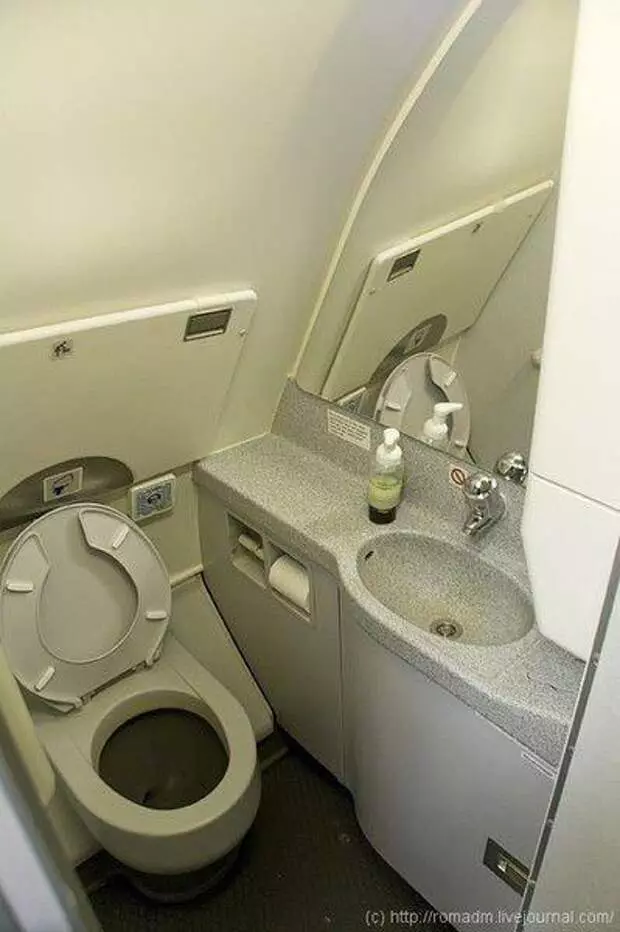 Туалет в самолете:ликбез от дилетанта estimata