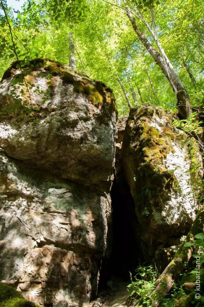 Большая фанагорийская пещера: фото, как добраться, описание