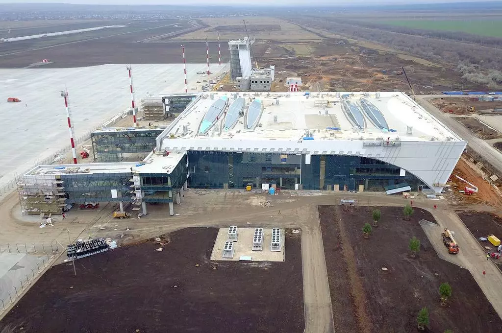 Валерий радаев укрепил влияние благодаря строительству аэропорта в сабуровке — иа «версия-саратов»