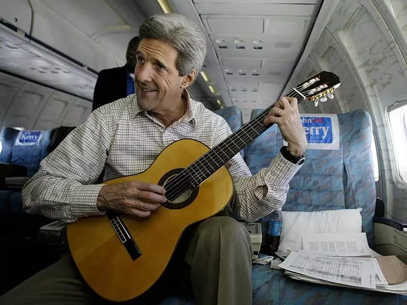 Отвечаем на вопрос: как провезти гитару в самолете, лайфхаки для путешествий