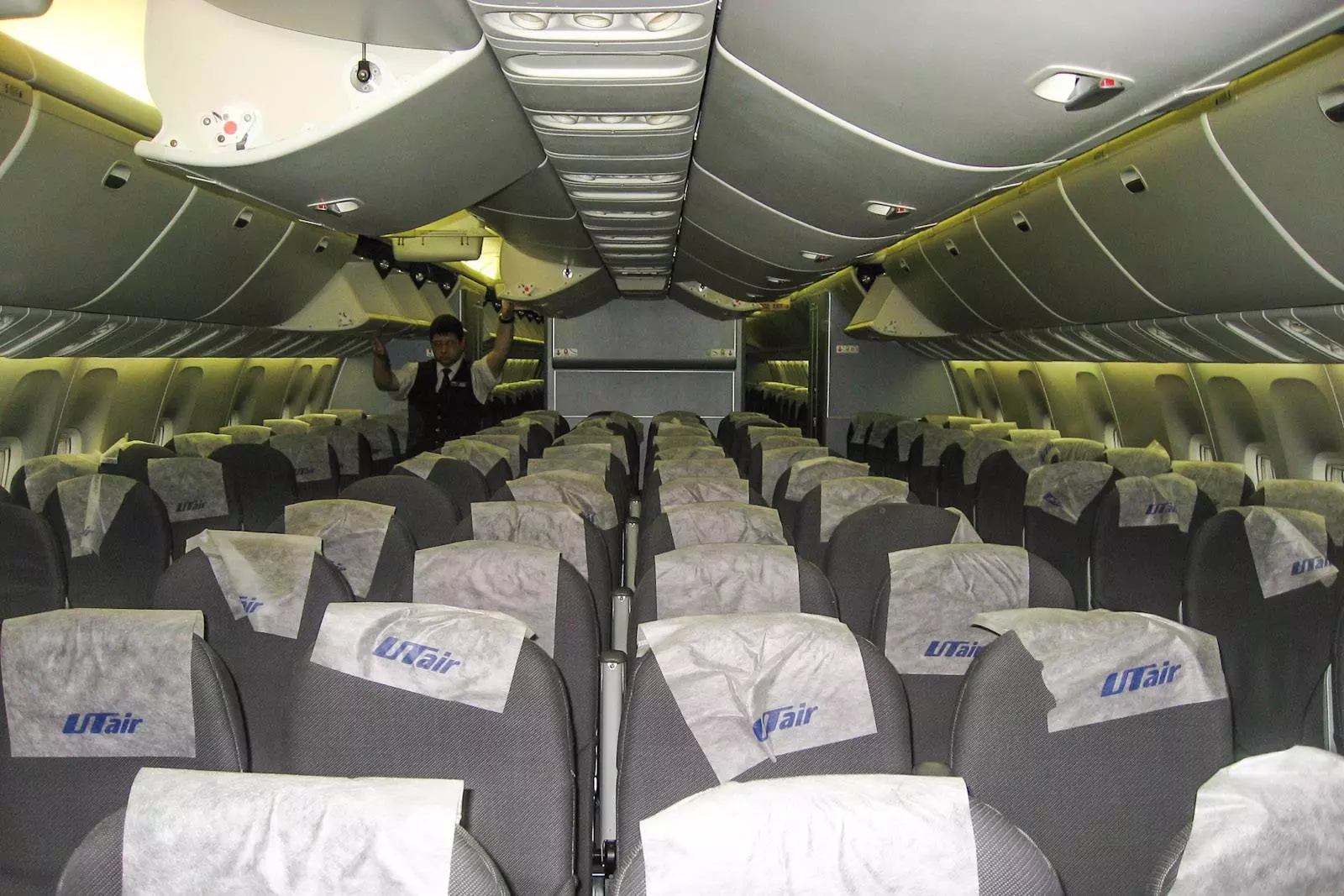 Boeing 767-200: схема салона, лучшие места, характеристики